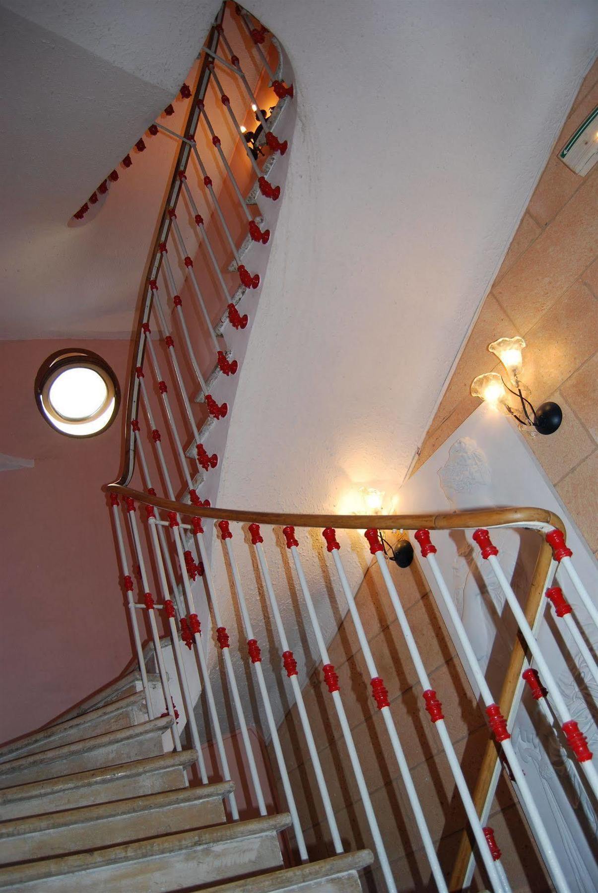Hotel Azur Ницца Экстерьер фото
